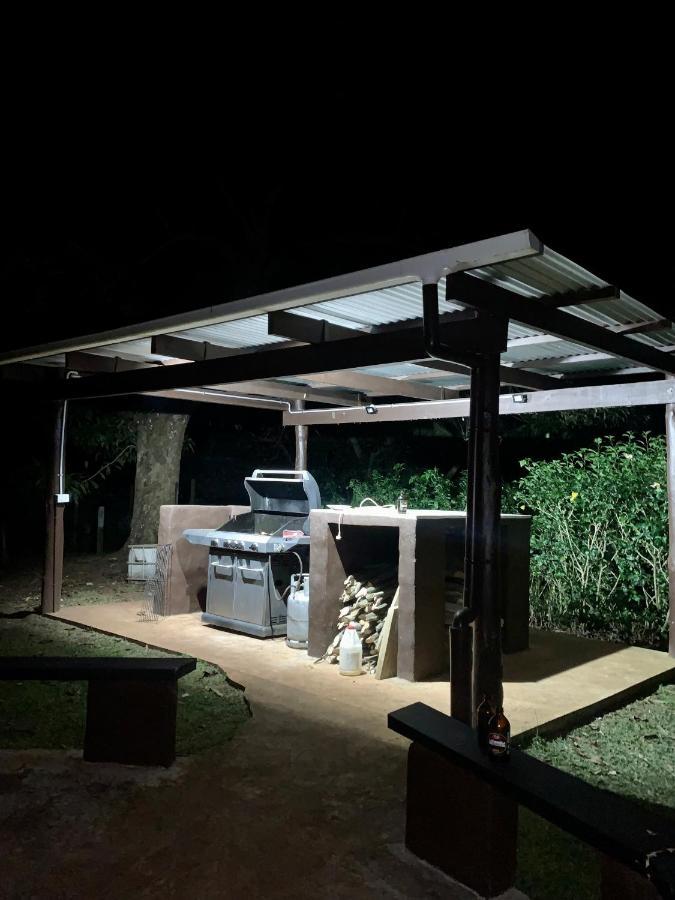 Camp Taveuni Vandrarhem Matei Exteriör bild