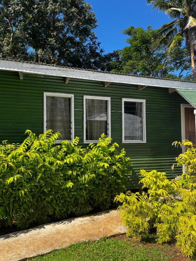 Camp Taveuni Vandrarhem Matei Exteriör bild