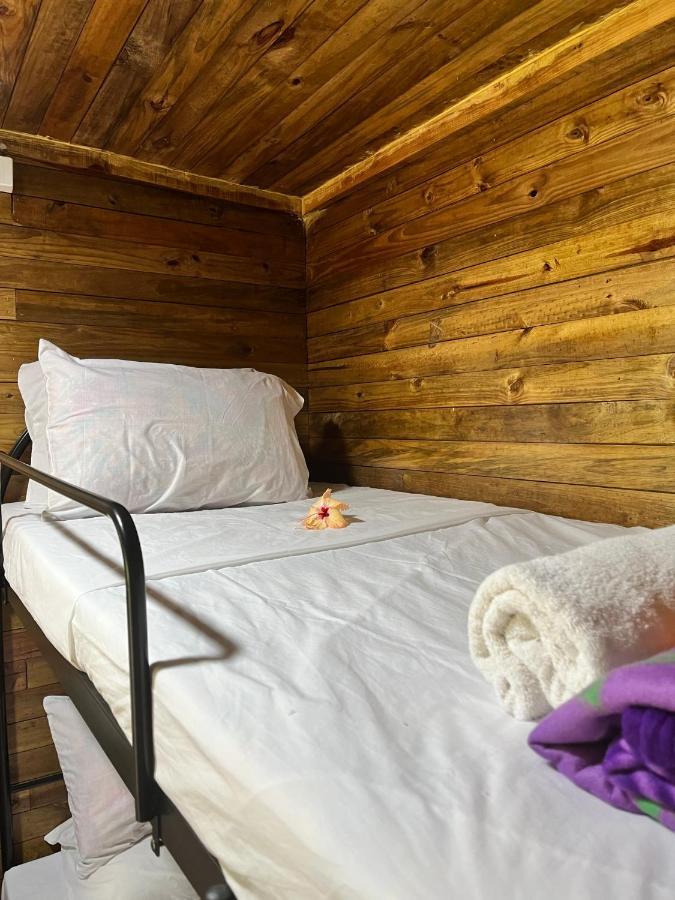 Camp Taveuni Vandrarhem Matei Exteriör bild
